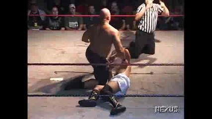 Low Ki vs. Hotstuff Hernandez - I W A Mid - South: Sunday Bloody 2003