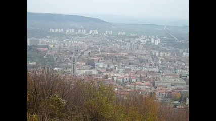 Gledkata ot pametnika nad gr Shumen 