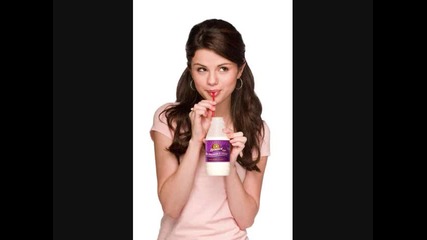 Selena Gomezz
