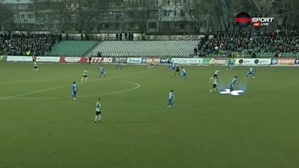 Как "синият" хъс пречупи Черно море насред "Тича"