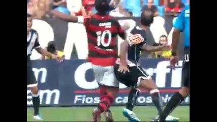 Ronaldinho Tackle Win !
