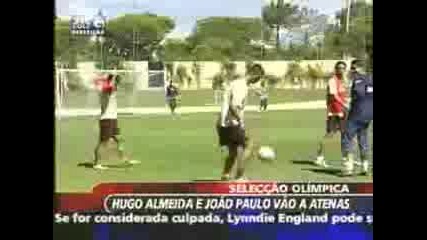Ronaldinho Vs Cristiano Ronaldo Freestyle