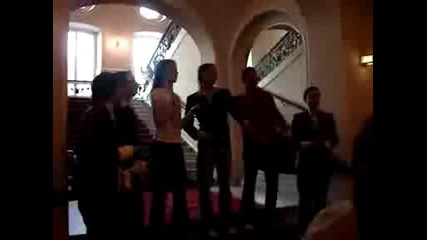 Vocal Group Cosmos Dont Worry Be Happy