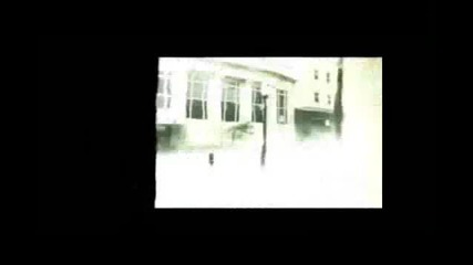 Hollywood Undead - City (music Video) (480p)