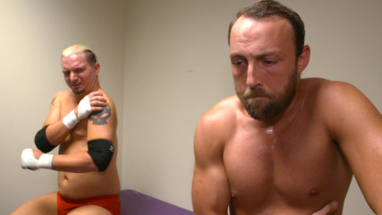 Colin Delaney meets James Ellsworth: WWE.com Exclusive, July 10, 2018