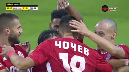 Вездесъщият Чочев откри срещу Локо София