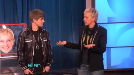 Justin Bieber Gives Ellen a Lock of His Hair