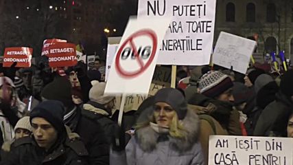 Romania: Massive anti-corruption protest continues into fourth night