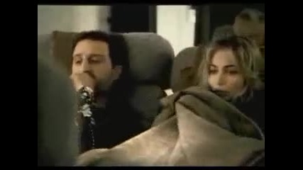 Какво правят мъжете когато видят заспала жена в самолет 