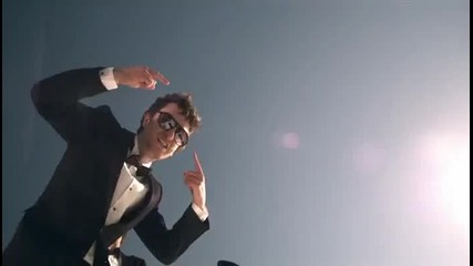 The Lonely Island ft. T Pain - Im On A Boat 