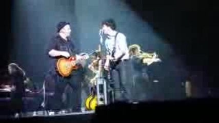Jonas Brothers представят групата си