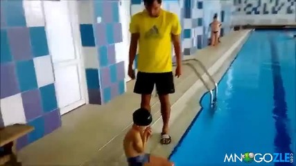 Как се слага шапка за плуване