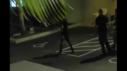 Джъстин Бийбър кара скейтборд в Маями ...и в това го бива !
