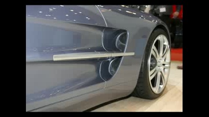 Aston Martin One - 77 