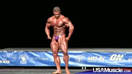 Jeff Long Poses at the 2009 Npc Nationals 
