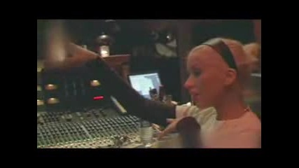 Christina Aguilera The Right Man Behind The Scenes