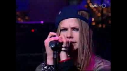 Avril Lavigne - Sk8er Boi Live