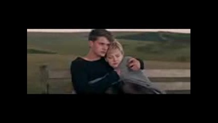 Ellie Goulding - I Know You Care