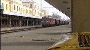 Товарен влак с лок. 06 066 влиза в гара Пловдив