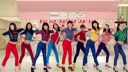Girls' Generation - Dancing Queen.