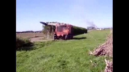 Машина за изрязване на дървета 
