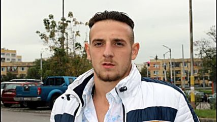 Стивън Петков: Умирам за футбола и отново ще го играя