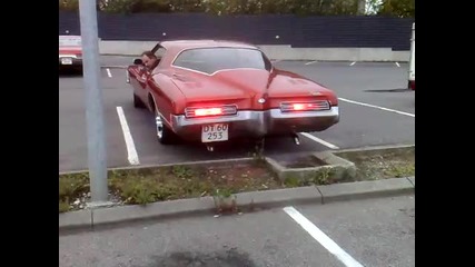 flamin Buick Riviera