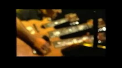 Triple Neck Song