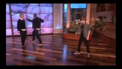 Justin Bieber and Usher Dancing (ellen Degeneres Show)