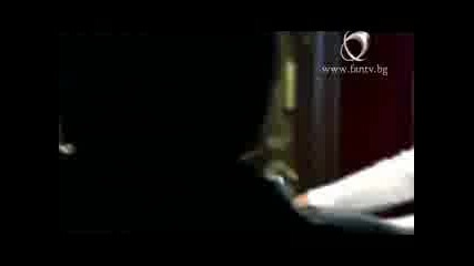 Емануела - отзад мини...