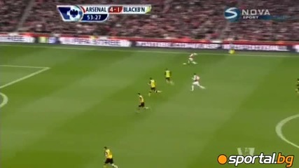 Арсенал омилостиви недоволните си фенове със седем гола, Ван Перси с хеттрик (видео)
