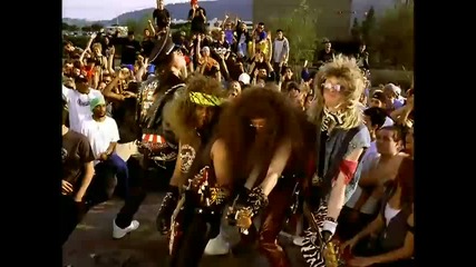 Sum 41 - Pain For Pleasure [ Official Video]