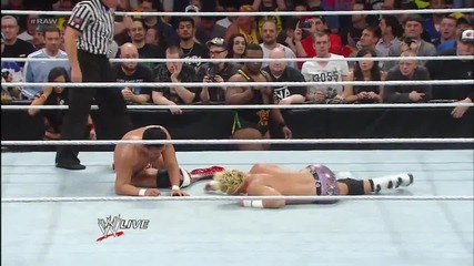 Долф Зиглър печели световната титла в тежка категория (wwe Raw 4/8/13)