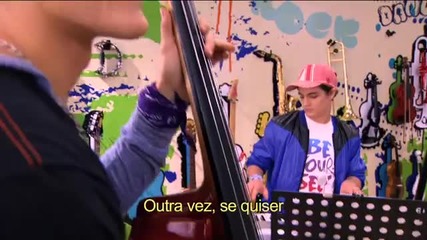 Violetta - Momento musical- Francesca canta ¨veo veo¨