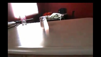 Трик с вода!