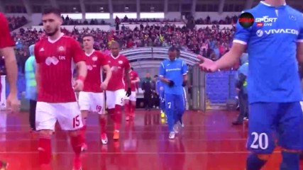 В очакване на епизод №3 между "сини" и "червени"