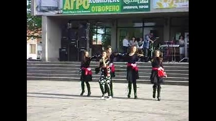 Ruslana - Wild dance (by me and my friends)