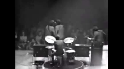 The Beatles - I Saw Her Standing There (1964)