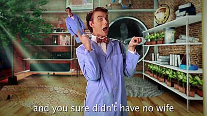 Sir Isaac Newton vs Bill Nye. Epic Rap Battles of History Season 3.