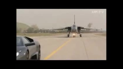Lamborghini Reventon vs. Tornado 
