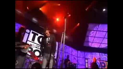 Robbie Williams - Sexed up (live at top of the pops)