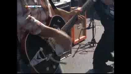 Kelly Clarkson - One Minute Live