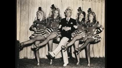 Bing Crosby and The Andrews Sisters - Ac - cent - tchu - ate the Positive 