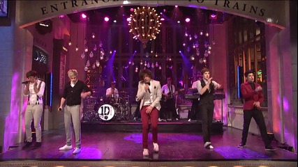 На живо! One Direction - What Makes You Beautiful (live On Snl)