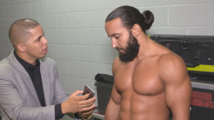 Tony Nese helps a stranger snap a selfie: WWE.com Exclusive, July 3, 2017