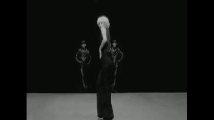 Lady Gaga - Alejandro 