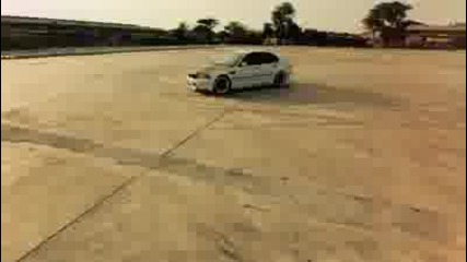 Fast and strong - Бързи и яки