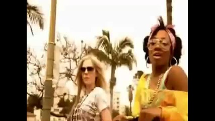 Avril Lavigne ft Lil Mama - Girlfriend (remix)