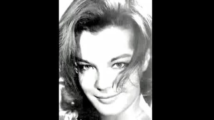 Romy Schneider sings Monpti - 1957