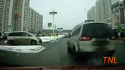 Русия - автомобилни катастрофи януари 2013